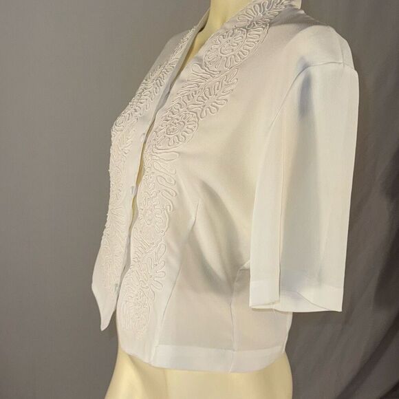 Vintage White Embroidered Beaded Chiffon Short Sleeve Button Down Blouse Size 10 - Picture 5 of 10